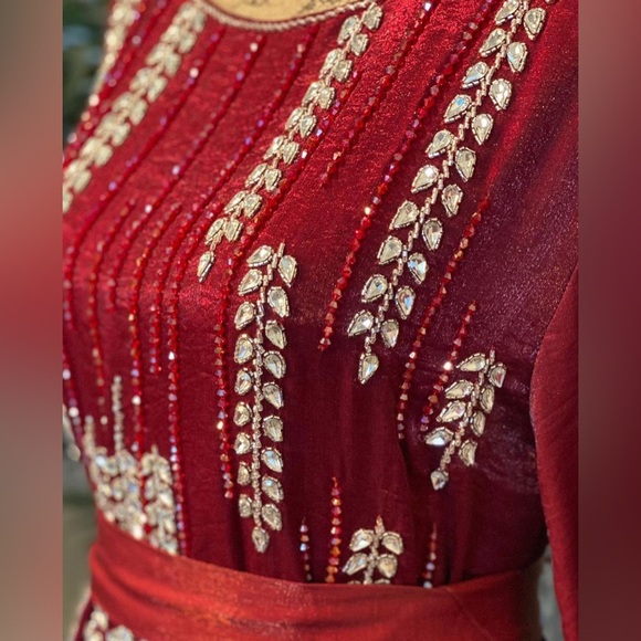 Red Dress - Picture 1 of 11